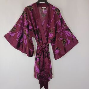 Soma Asian Floral Kimono Short Robe Women’s Size L/XL Wide Sleeve